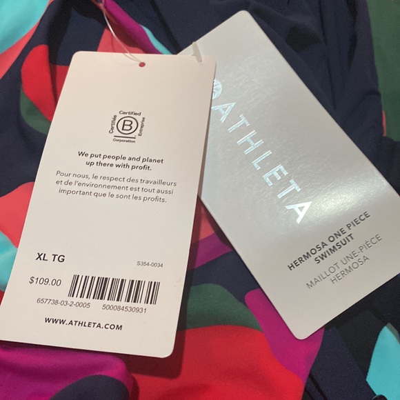 ❤️ Athleta Hermosa Swimsuit // Tossed Floral Dress Blue - Picture 4 of 7